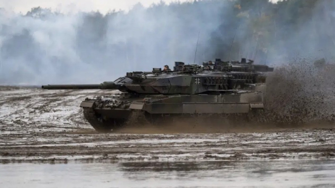 Tank Leopard 2A6.