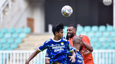 Duel Persib Bandung vs Borneo FC 1-0
