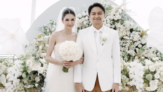 Mikha Tambayong dan Deva Mahenra. 