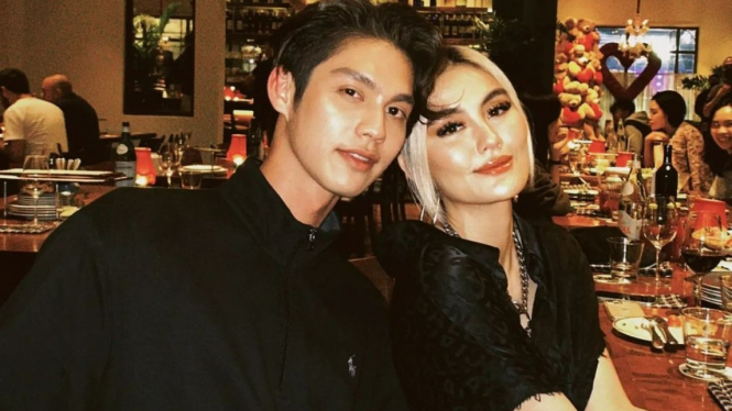 Bright Vachirawit dan Agnez Mo.