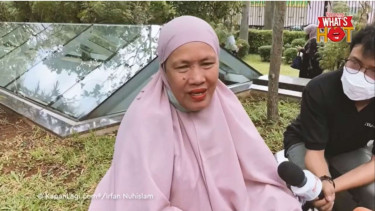 Umi, Ibu Asuh Bunda Corla