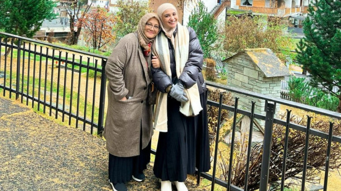 Shireen Sungkar dan Fenny Bauty.