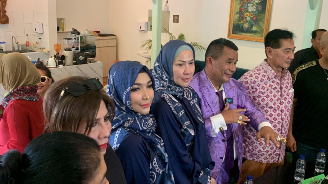 Venna Melinda dan Hotman Paris
