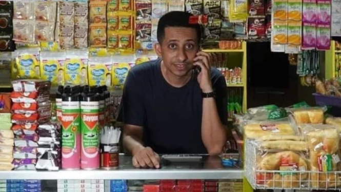 Husein Jafar Hadar atau Habib Jafar
