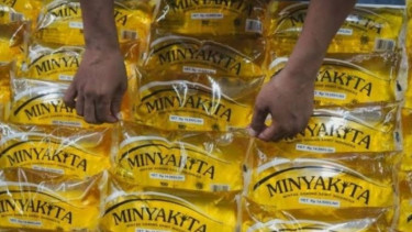 Minyak Goreng Subsidi Langka di Makassar, Sulawesi Selatan