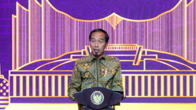 Presiden Jokowi di acara Pertemuan Tahunan Industri Jasa Keuangan 2023