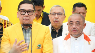Waketum Golkar Ahmad Doli Kurnia dan Sekjen PKS Aboe Bakar Alhabsyi.