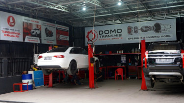 VIVA Otomotif: Bengkel Dokter Mobil