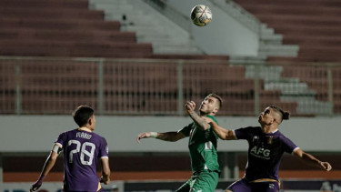 PSS Sleman vs Persik Kediri