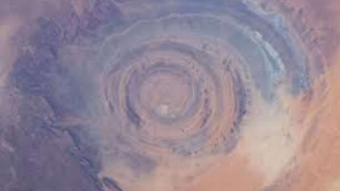 Mata Sahara.