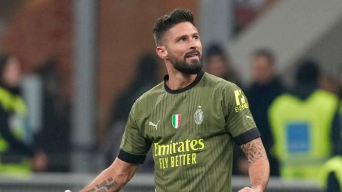 Striker AC Milan, Olivier Giroud