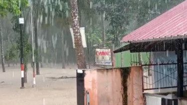 Hujan deras di Sekotong Lombok Barat, NTB