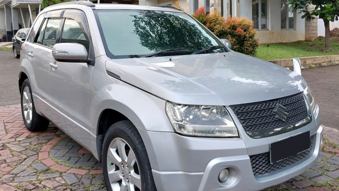 VIVA Otomotif: Mobil SUV Suzuki Grand Vitara edisi lama