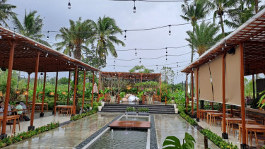 Sasmaka Dining & Cafe, Yogyakarta. 