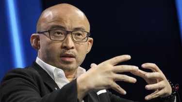 Bankir terkenal China Bao Fan.