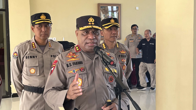 Kapolda Papua Irjen Pol Mathius Fakhiri di Mapolda Papua