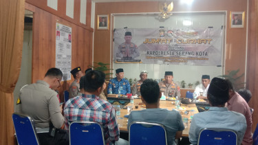 Jumat Curhat bersama Kapolresta Serang Kota