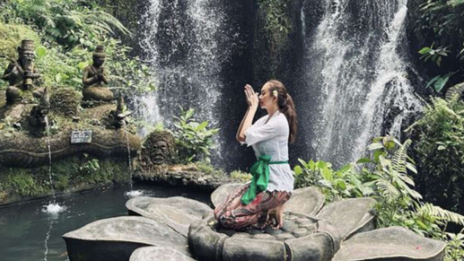 Aura Kasih