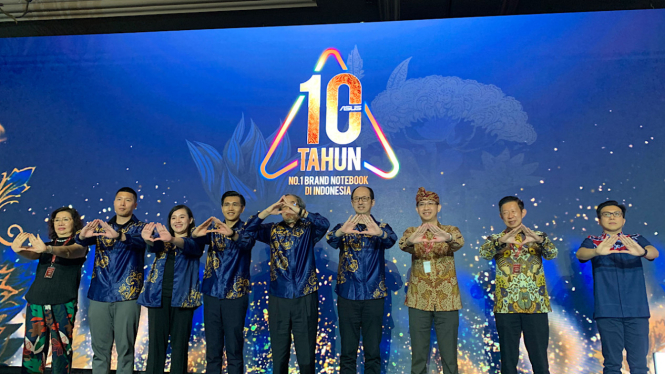 Asus berhasil pertahankan posisinya sebagai pemimpin pasar laptop Indonesia.