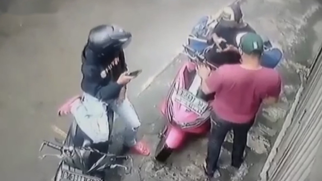 Debt Collector Kembali Berulah Rampas Pengendara Motor di Jalan 
