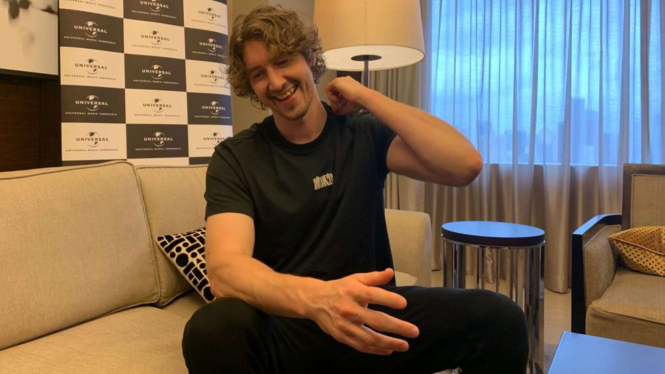 Dean Lewis