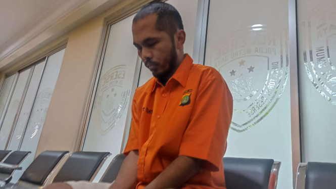 Tersangka Pembunuhan dan Mutilasi, Ecky Listiantho