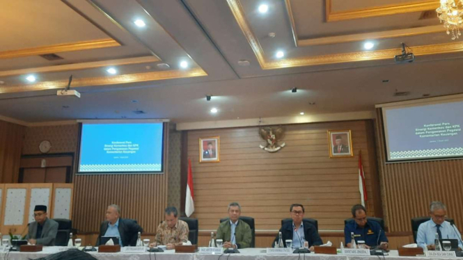 Konferensi pers Kemenkeu terkait pejabat yang pamer barang mewah.