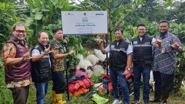 Gerakan Lindungi Ciliwung yang dilaksanakan BRINS.