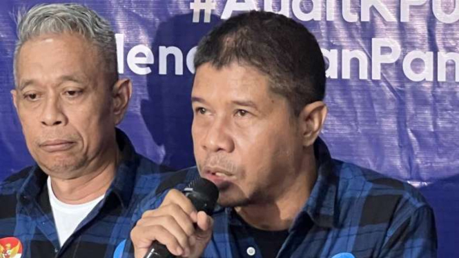 Sekretaris Jenderal Partai Rakyat Adil Makmur (Prima) Dominggus Oktavianus memberi keterangan kepada wartawan di kantor pusat Partai Prima, Jakarta Pusat, Jumat, 3 Maret 2023.