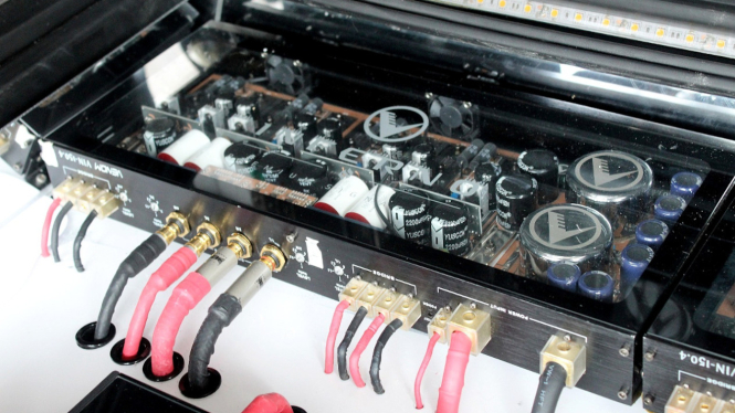 VIVA Otomotif: Audio mobil merek Venom