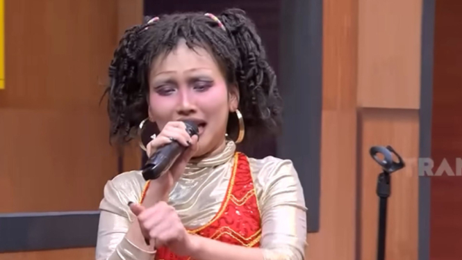 Kocak dan Menor, Penampilan Ayu Ting Ting Tuai Pro dan Kontra Warganet