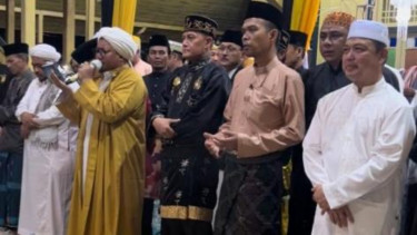 UAS Sampaikan Tausiyah di Keraton Kadriah Pontianak.