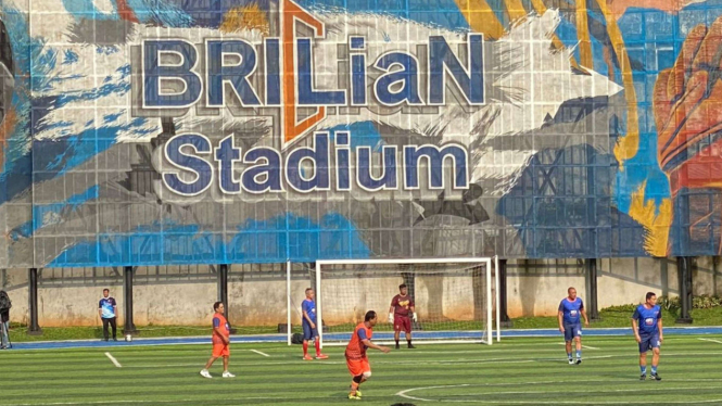 Pertandingan bola antar tim Pimpinan Media yang diadakan BRI