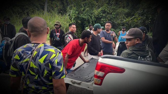 VIVA Militer: Sweeping bandar narkoba Yonif 132/Bima Sakti di Skouw.
