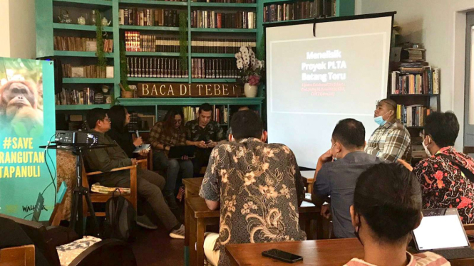 Diskusi publik mengenai masa depan orang utan Tapanuli dan ekosistem Batang Toru