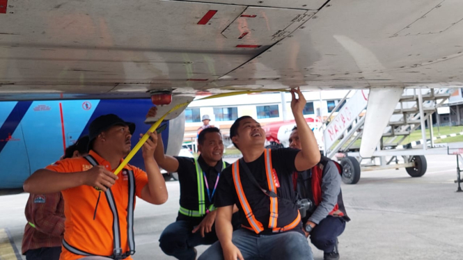 Olah TKP peristiwa penembakan pesawat Trigana Air di Papua