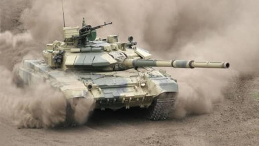 VIVA Militer: Tank Tempur Utama (MBT) T-90 Armata militer Rusia