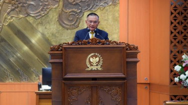Wakil Ketua DPR RI, Lodewijk F. Paulus