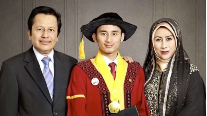 Alshad Ahmad  dan Orang Tua