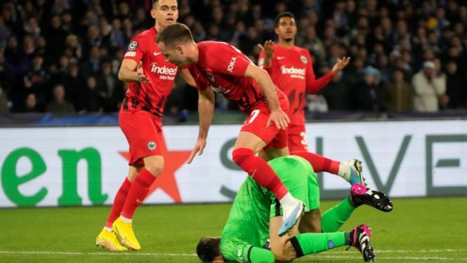 Napoli vs Eintracht Frankfurt