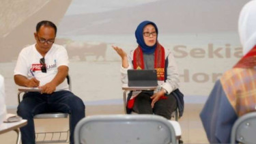 Ketua Dewan Pers Ninik Rahayu (kanan).