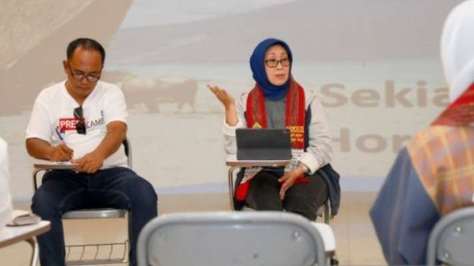 Ketua Dewan Pers Ninik Rahayu (kanan).