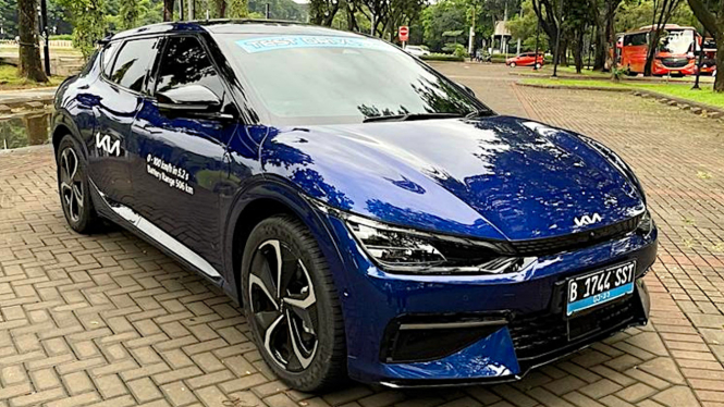 VIVA Otomotif: Test drive mobil listrik Kia EV6 GT-Line