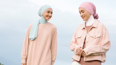 Busana simpel koleksi Uniqlo