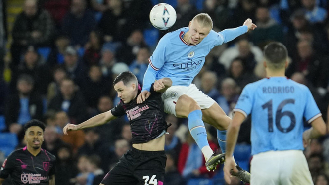 Manchester City vs Burnley di Piala FA