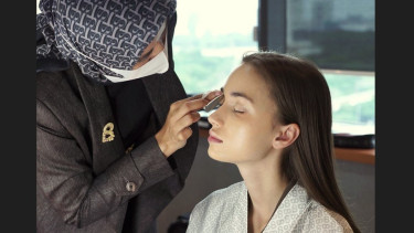 Make up Artist Indah Aini kembali ikut ke New York Fashion Week 2023