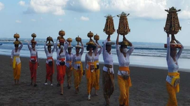 Ini Sederet Upacara Adat Menyambut Hari Raya Nyepi Di Bali