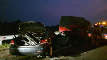 Kondisi mobil Syabda Perkasa Belawa usai kecelakaan