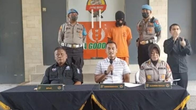 Jumpa pers pengungkapan kasus pembunuhan dan mutilasi di kaliurang.