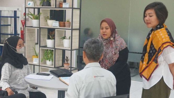 Anggota keluarga karyawan PT Prasadha Pamunah Limbah Industri (PPLI) yang tewas dalam kecelakaan kerja di lingkungan PT Pertamina Hulu Rokan (PHR) di Kabupaten Rokan Hilir, Riau, menerima beberapa jenis santunan dari perusahaan.